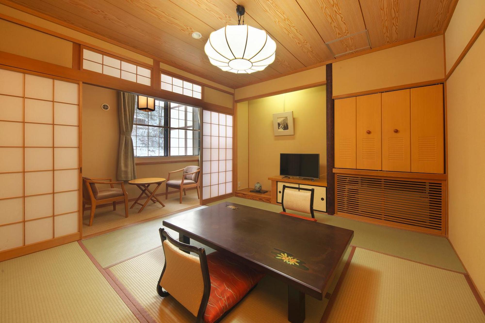 Hotel Hotaka Takayama  Bagian luar foto